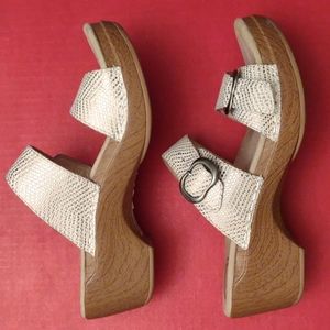 Dansko Dress Sandals, size 37, leather upper/lining, balance man made